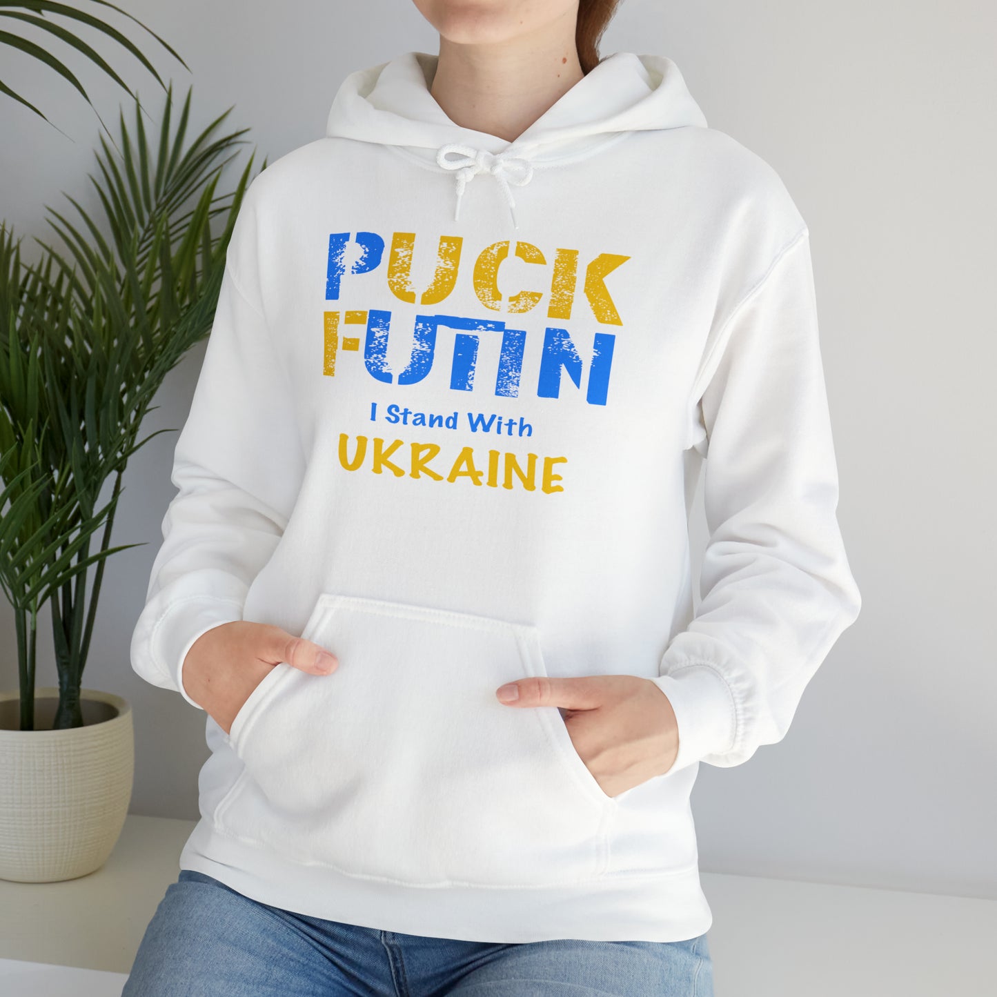 "P*** FUTI*" I Stand With UKRAINE - Unisex Heavy Blend™ Hooded Sweatshirt